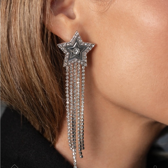 jewelry Jewelry - NWT Silver Star Tassel Earrings